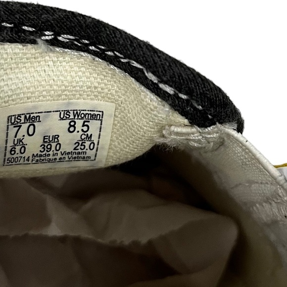 VANS Classic TriColor Low Top Shoes - Picture 9 of 10